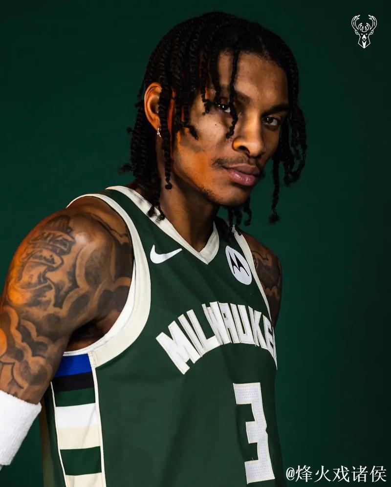 小波特32分 活塞主场战胜雄鹿