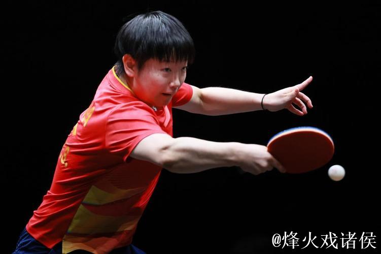 WTT总决赛 孙颖莎4-0战胜王艺迪晋级女单八强 WTT总决赛 孙颖莎4-0战胜王艺迪晋级女单八强